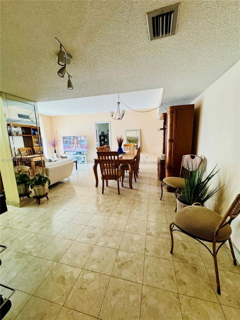 18181 NE 31st Ct , Unit PH03, Aventura, FL 33160 Photo