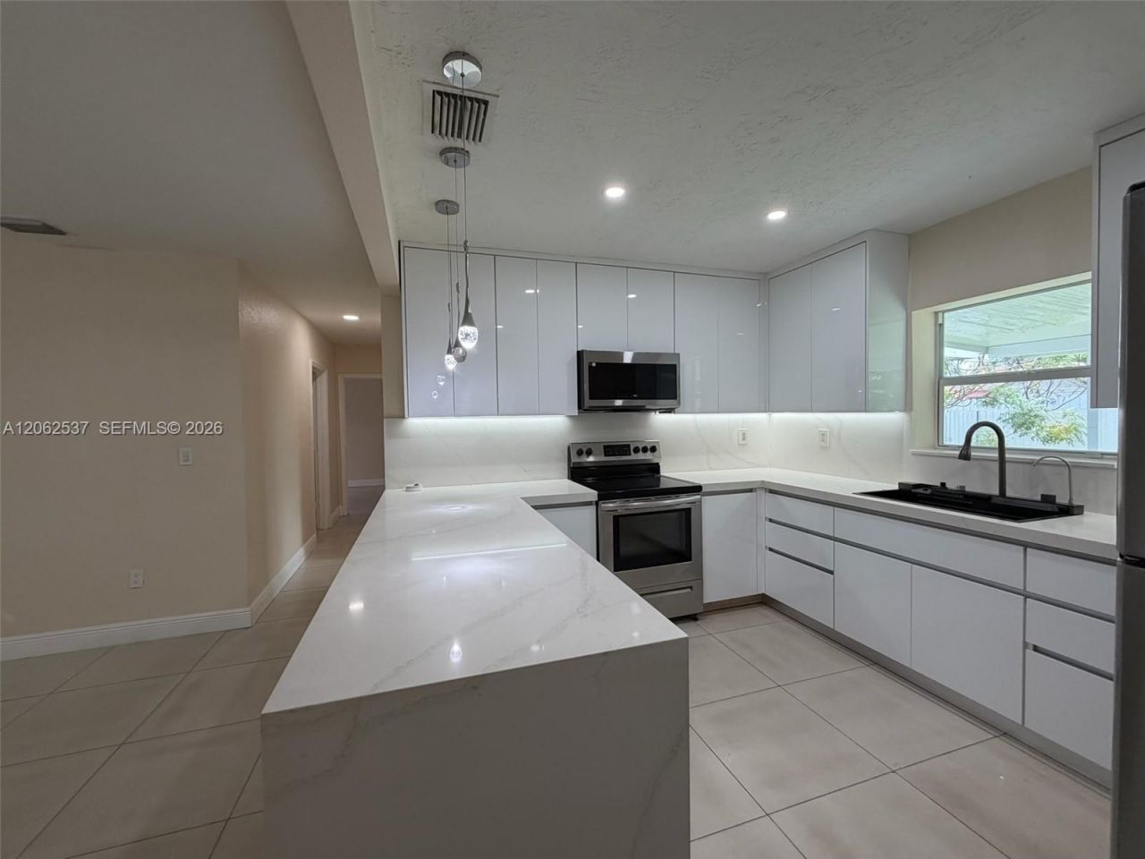9016 NW 35th Ct, Miami, FL 33147 Photo