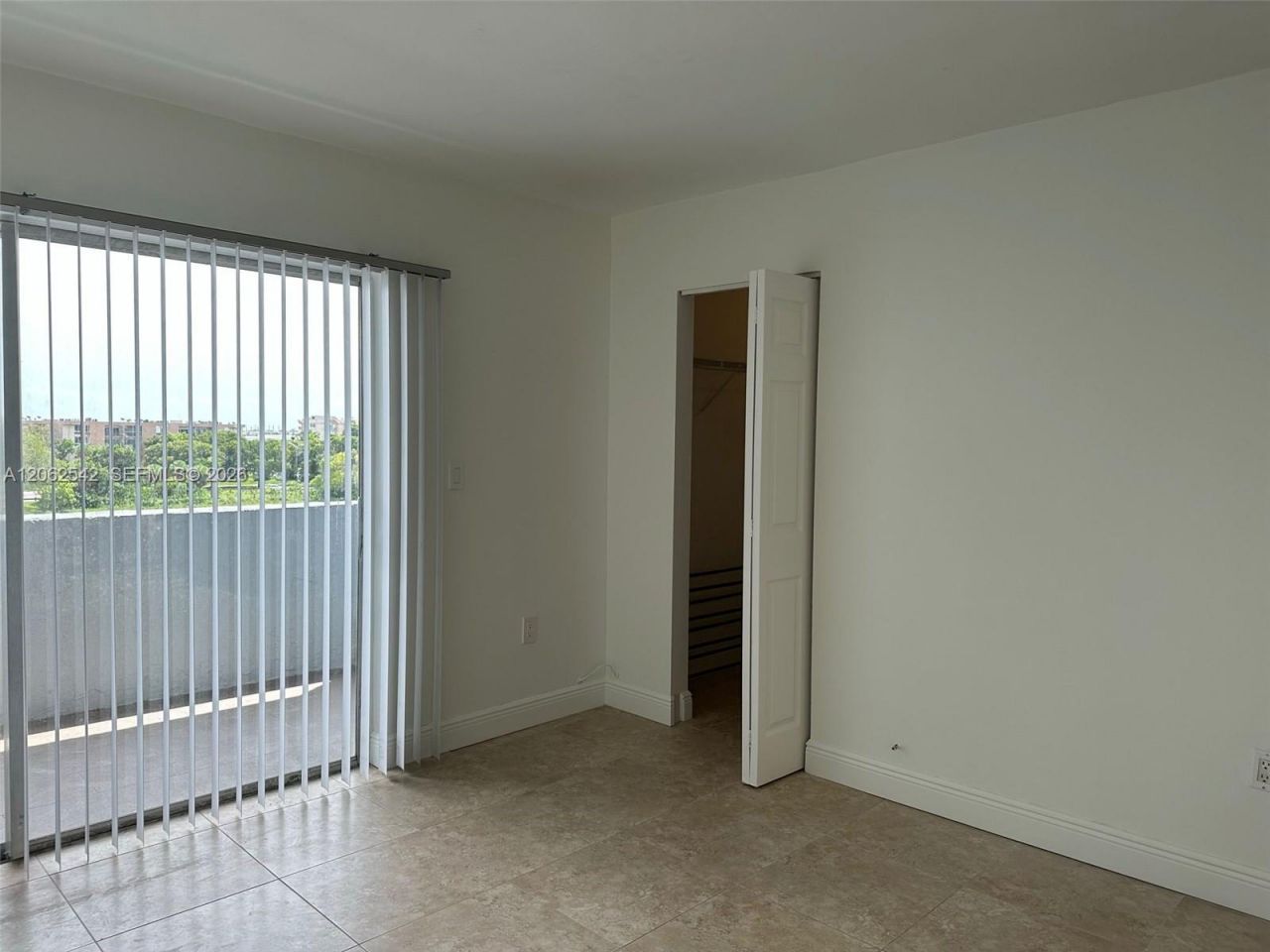9359 Fontainebleau Blvd, Unit F417, Miami, FL 33172 Photo