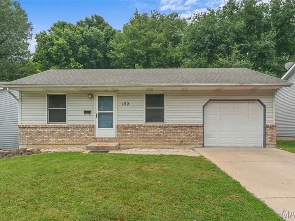 122 Burnside Street , Washington, MO 63090