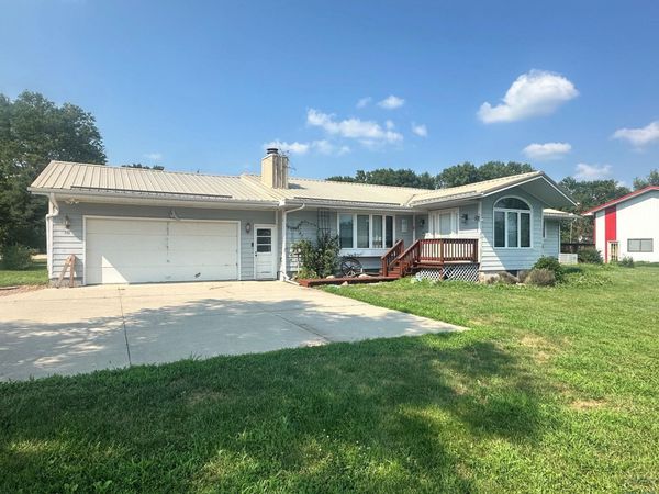 406 Martha St, Newcastle, NE 68757