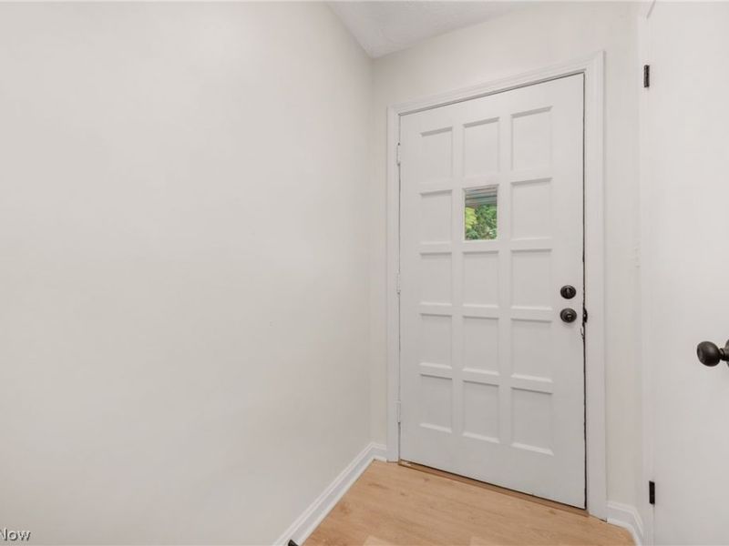 2348 Buena Vista Drive , Wickliffe, OH 44092 Photo 11