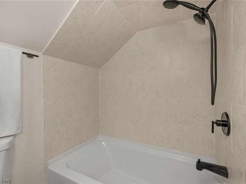 2348 Buena Vista Drive , Wickliffe, OH 44092 Photo 37