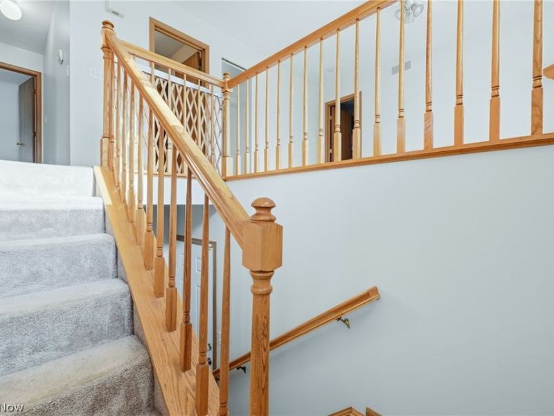 5613 Pierce Road NW, Warren, OH 44481 Photo 3