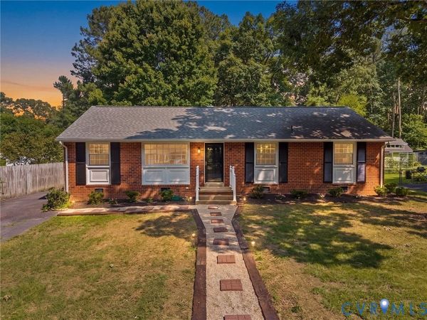 1525 Winding Way , North Chesterfield, VA 23235