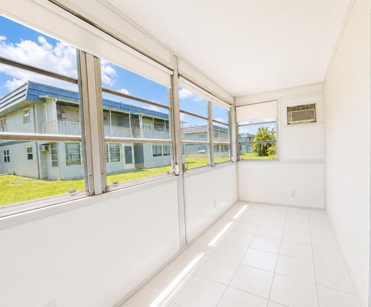 446 Saxony J Way, Unit 446, Delray Beach, FL 33446 Photo