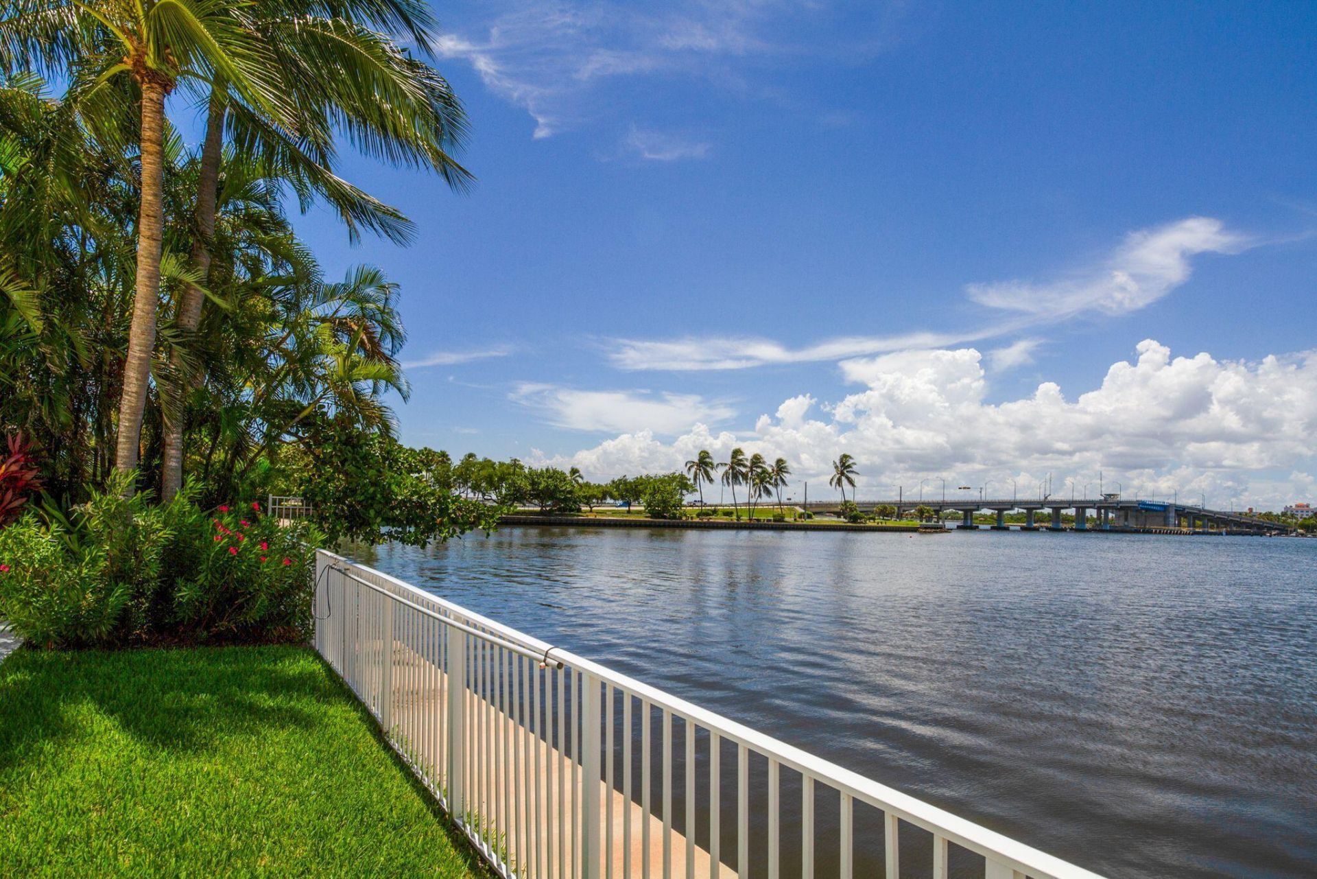 2860 S Ocean Boulevard S, Unit 201, Palm Beach, FL 33480 Photo