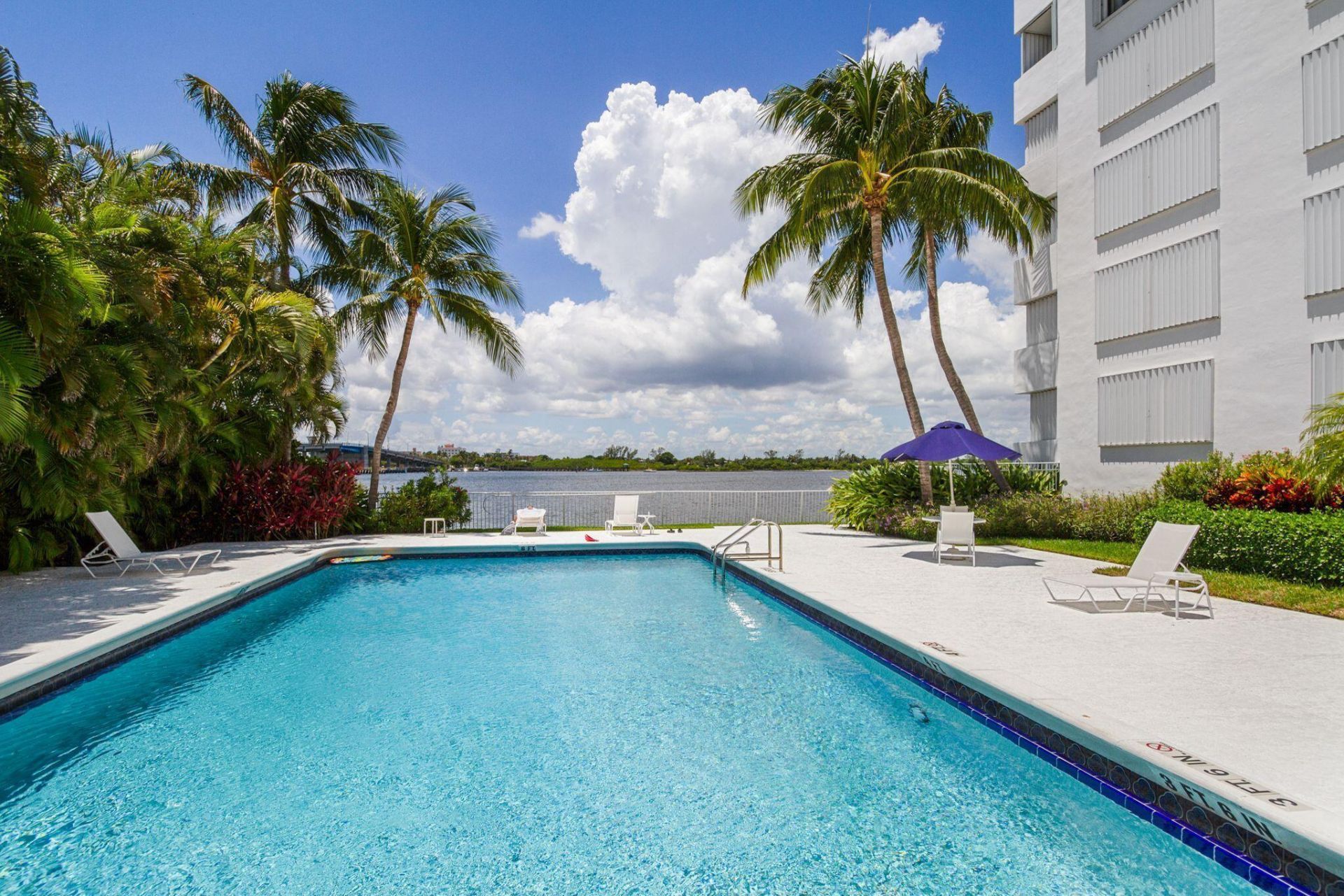 2860 S Ocean Boulevard S, Unit 201, Palm Beach, FL 33480 Photo