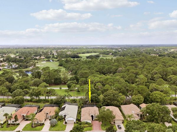 7664 Greenbrier Circle, Port St. Lucie, FL 34986