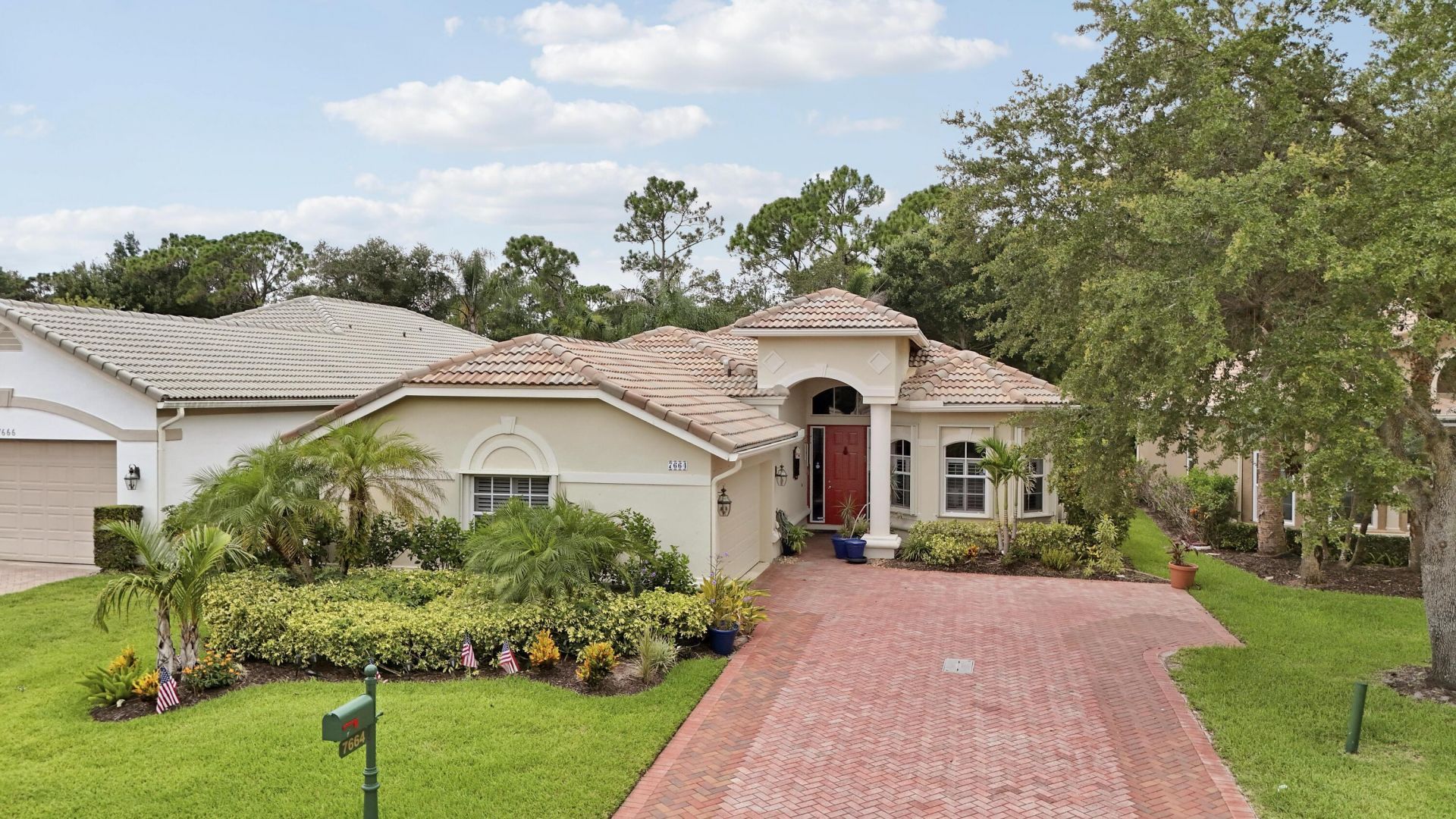 7664 Greenbrier Circle, Port Saint Lucie, FL 34986 Photo