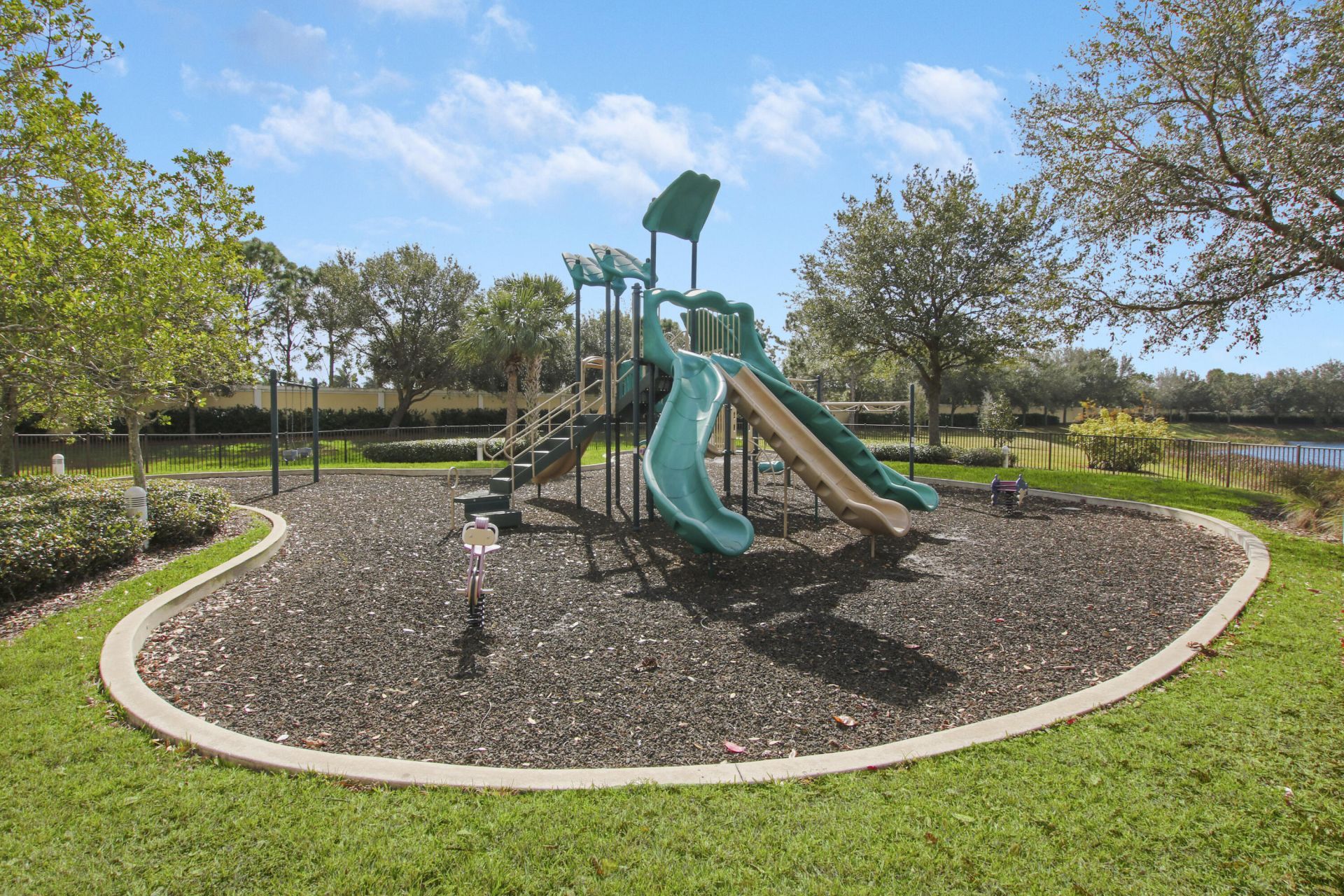 7664 Greenbrier Circle, Port Saint Lucie, FL 34986 Photo