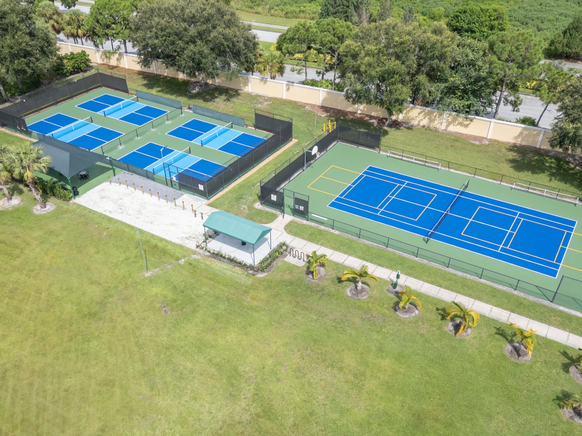 7664 Greenbrier Circle, Port Saint Lucie, FL 34986 Photo