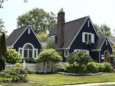 2731 Bamlet Road, Royal Oak, Mi 48073