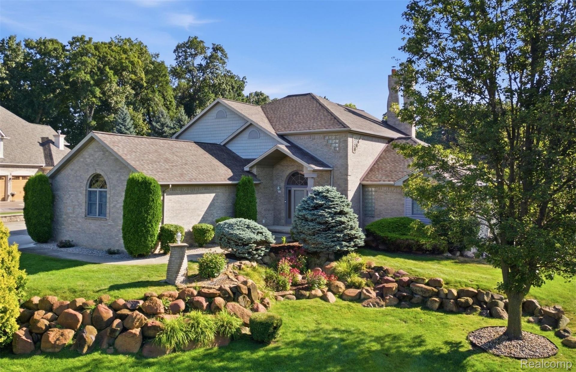 16051 Pine Bluff Court, Fenton Township, Mi 48430 Main Photo