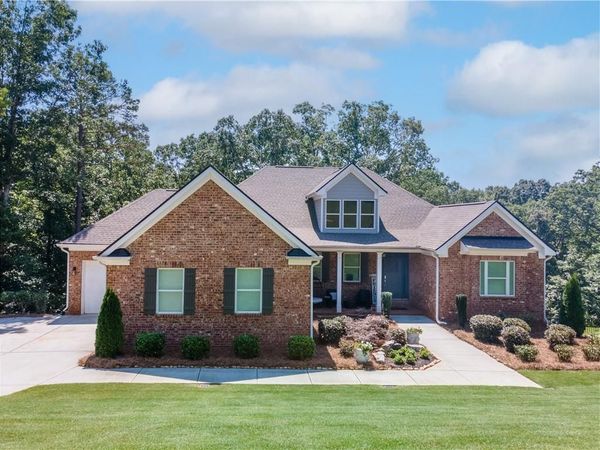 5171 Glen Forrest , Flowery Branch, GA 30542