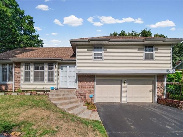 10530 Wedd Street, Overland Park, KS 66212