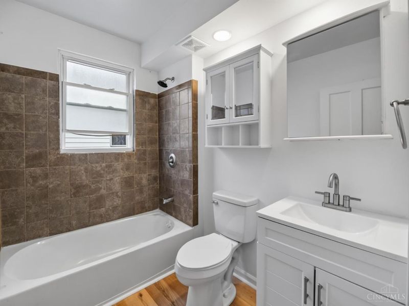 3743 Darwin Avenue, Cincinnati, OH 45211 Photo 16
