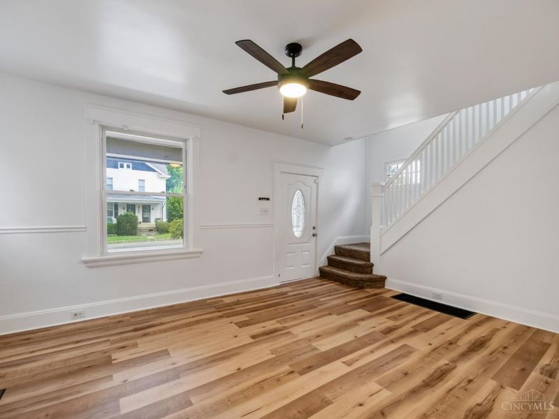 3743 Darwin Avenue, Cincinnati, OH 45211 Photo 2