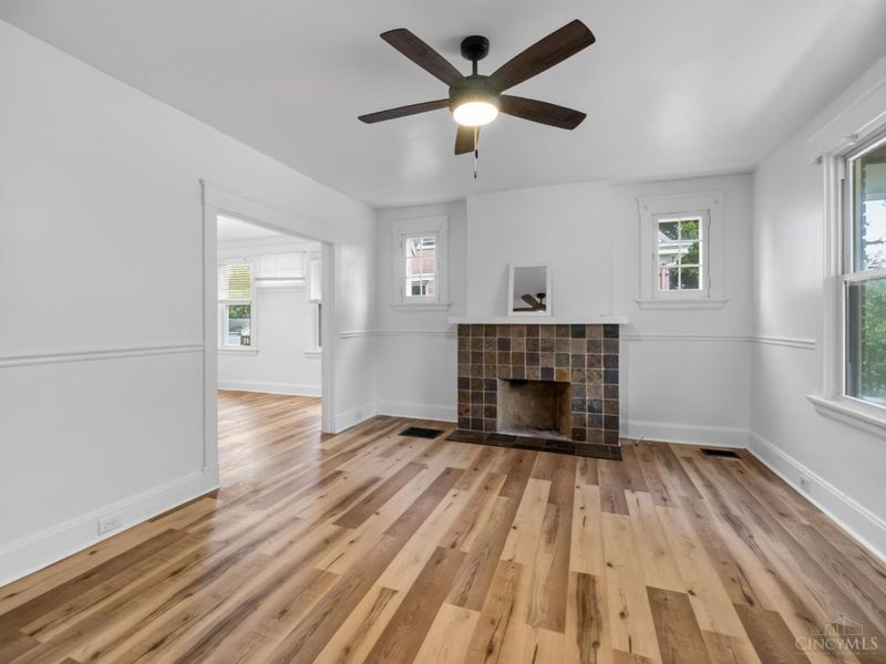 3743 Darwin Avenue, Cincinnati, OH 45211 Photo 3