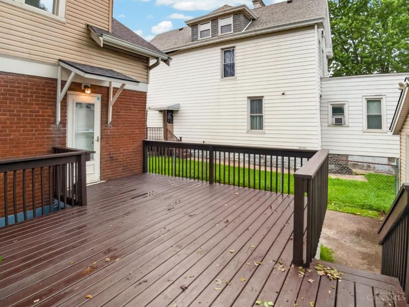 3743 Darwin Avenue, Cincinnati, OH 45211 Photo 32
