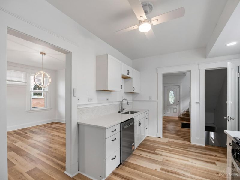 3743 Darwin Avenue, Cincinnati, OH 45211 Photo 6