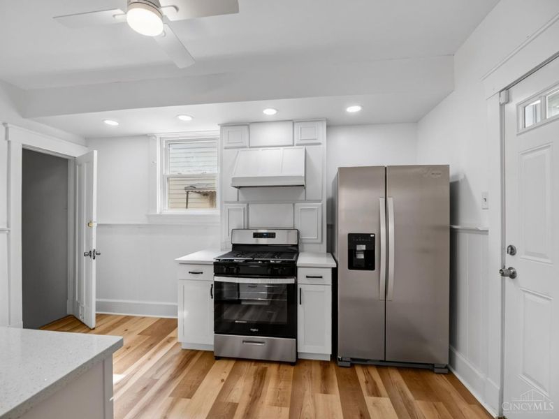 3743 Darwin Avenue, Cincinnati, OH 45211 Photo 7