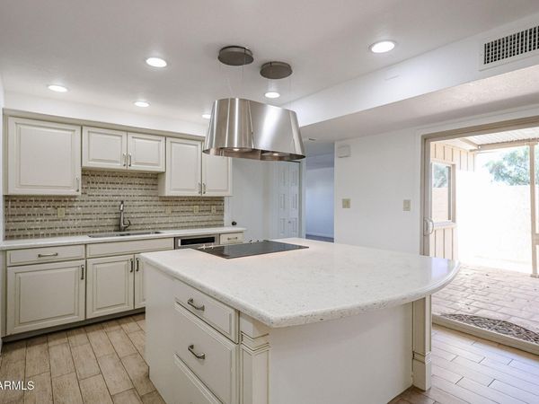 8333 E ORANGE BLOSSOM Lane, Scottsdale, AZ 85250