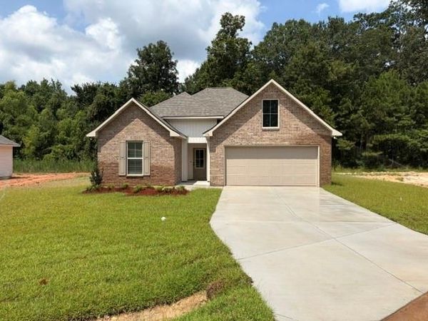 190 SOUTHGATE Drive , Ponchatoula, LA 70454