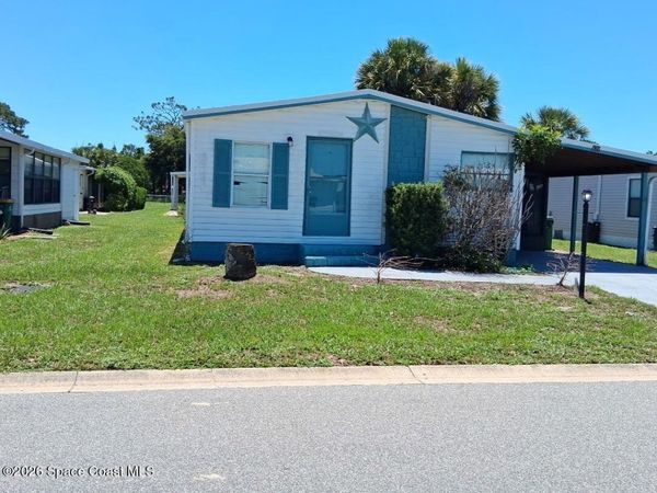 478 E Dolphin Circle E , Barefoot Bay, FL 32976