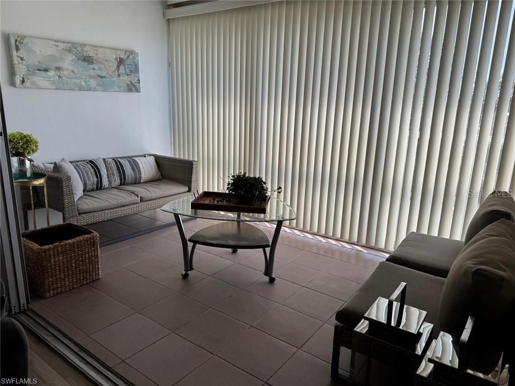 1900 Alamanda Drive , Unit 303, Naples, FL 34102 Photo