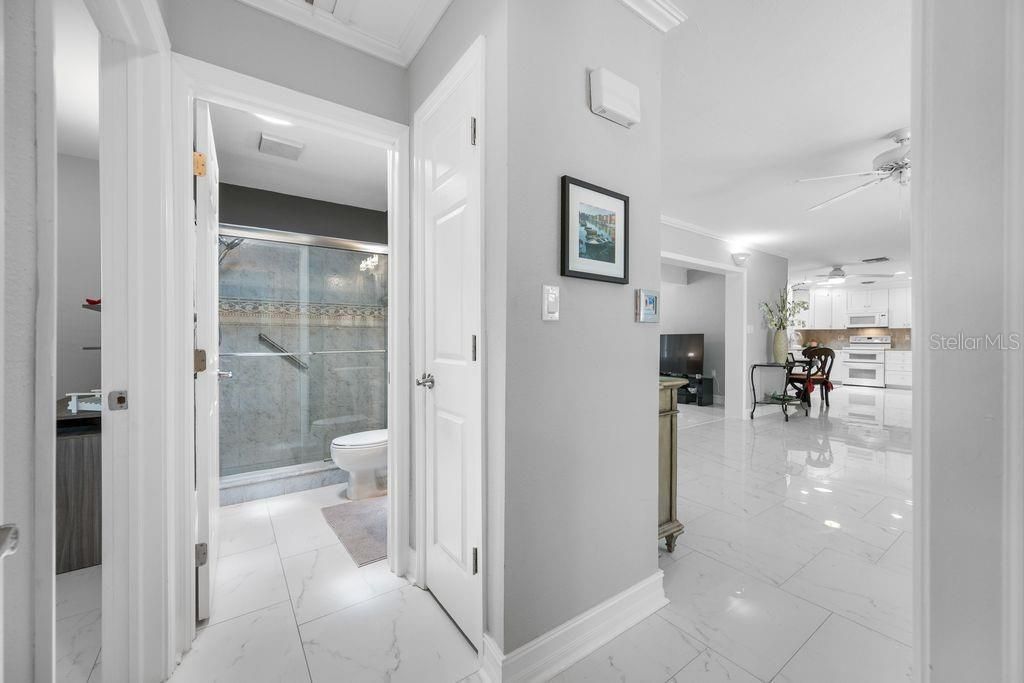 328 Bayview Drive Ne, Saint Petersburg, FL 33704 Photo