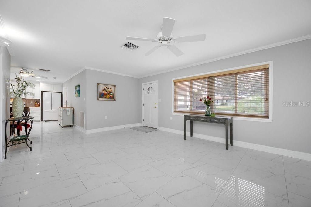 328 Bayview Drive Ne, Saint Petersburg, FL 33704 Photo