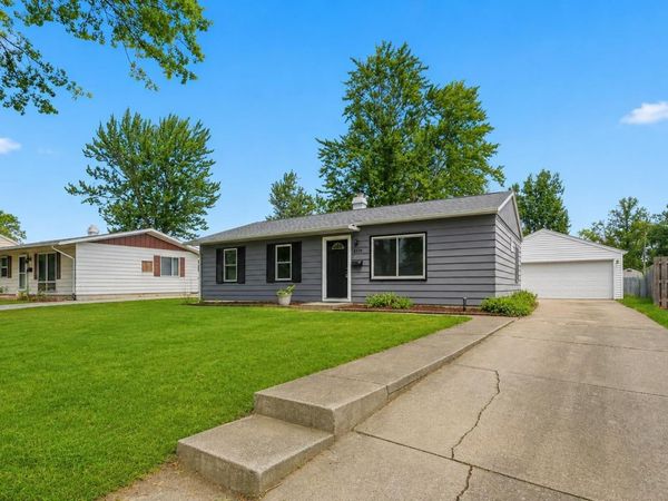 6328 Bittersweet Drive, Fort Wayne, IN 46825