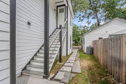 1983 Macon Avenue photo 4