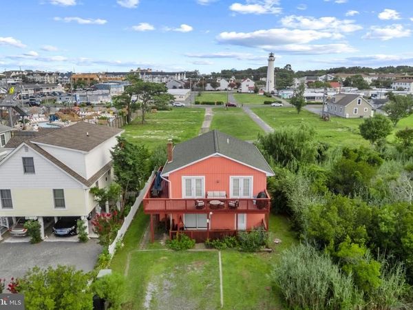 20 W MARYLAND AVENUE, FENWICK ISLAND, DE 19944