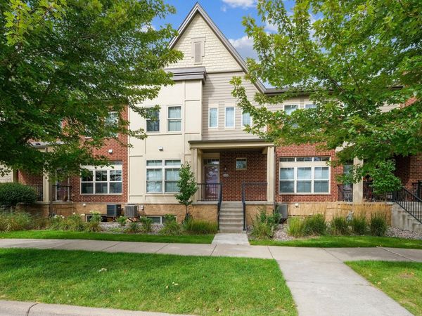 12352 Lakeview Drive N, Maple Grove, MN 55369