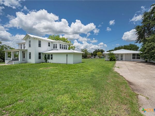 519 FM 623 , Pettus, TX 78146