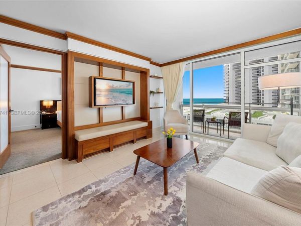 Unit 910, Miami Beach, FL 33141
