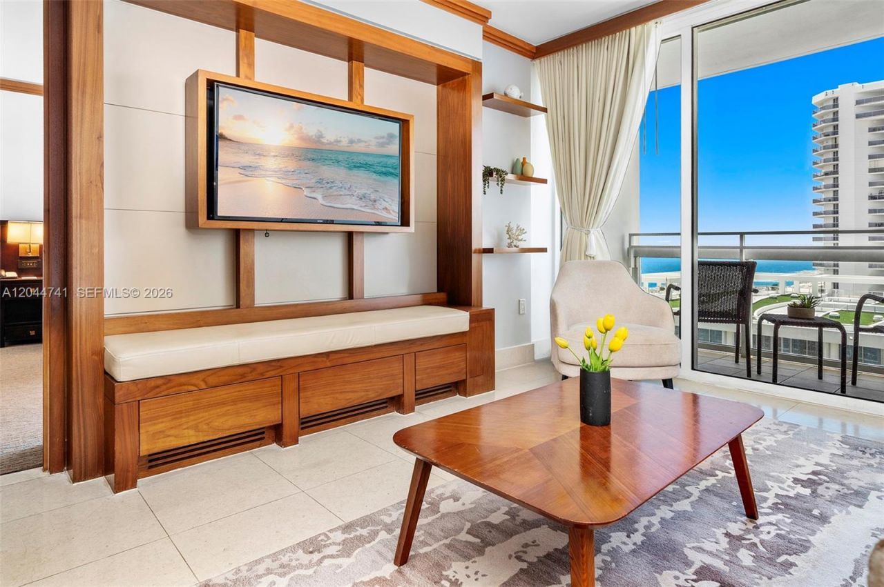 Please Call For Address, Unit 910, Miami Beach, FL 33141 Photo