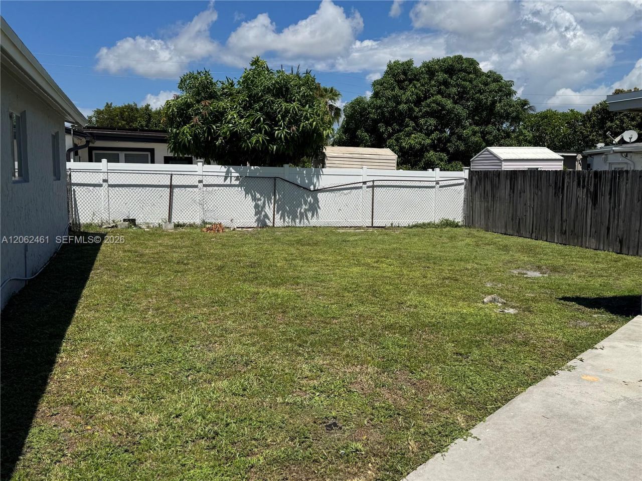 2669 NW 24th Ct, Fort Lauderdale, FL 33311 Photo