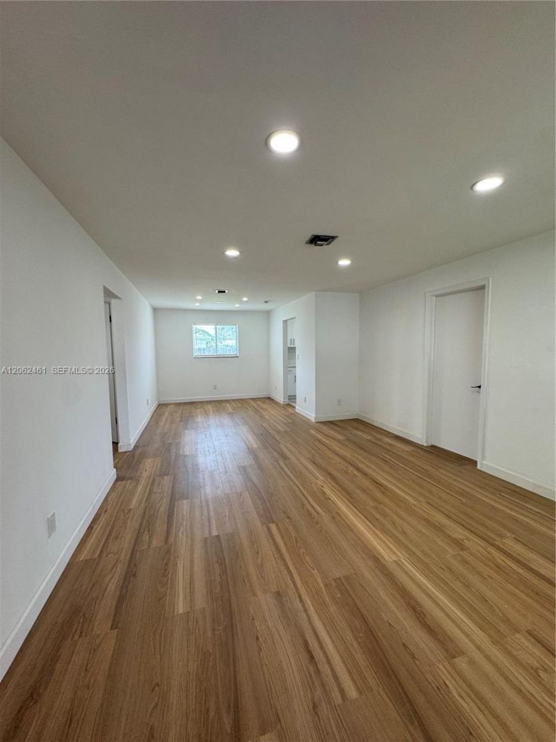 2669 NW 24th Ct, Fort Lauderdale, FL 33311 Photo