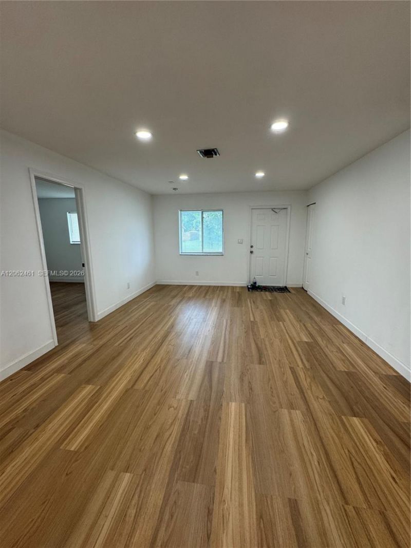 2669 NW 24th Ct, Fort Lauderdale, FL 33311 Photo