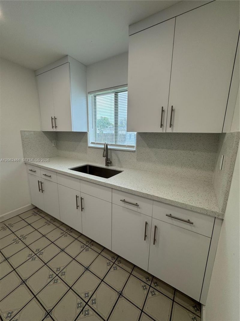 2669 NW 24th Ct, Fort Lauderdale, FL 33311 Photo