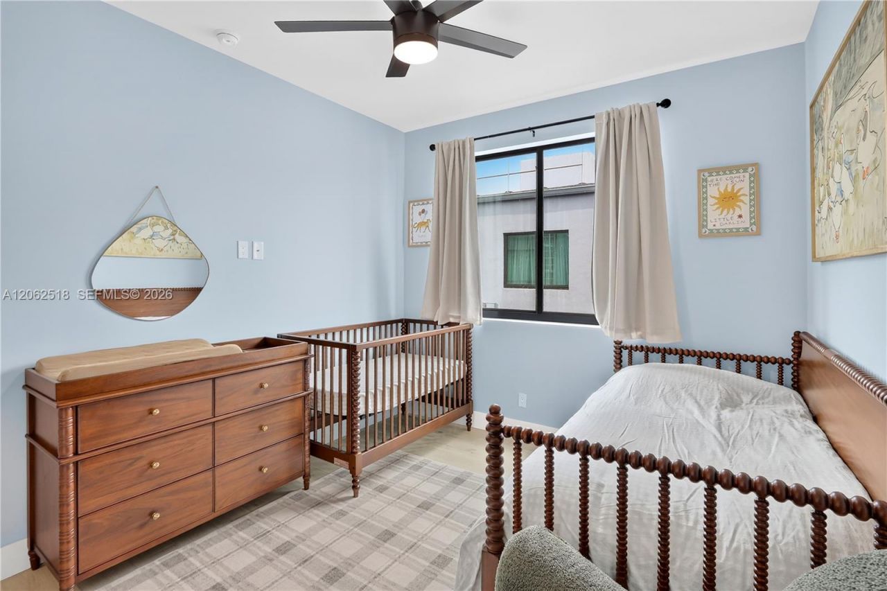 916 NE 4th St , Fort Lauderdale, FL 33301 Photo