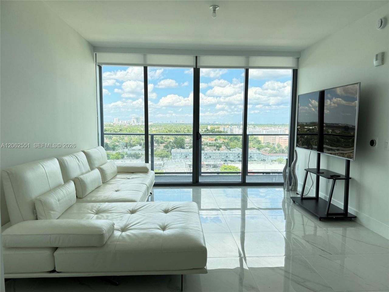 1170 E Hallandale, Unit 1106, Hallandale Beach, FL 33009 Photo