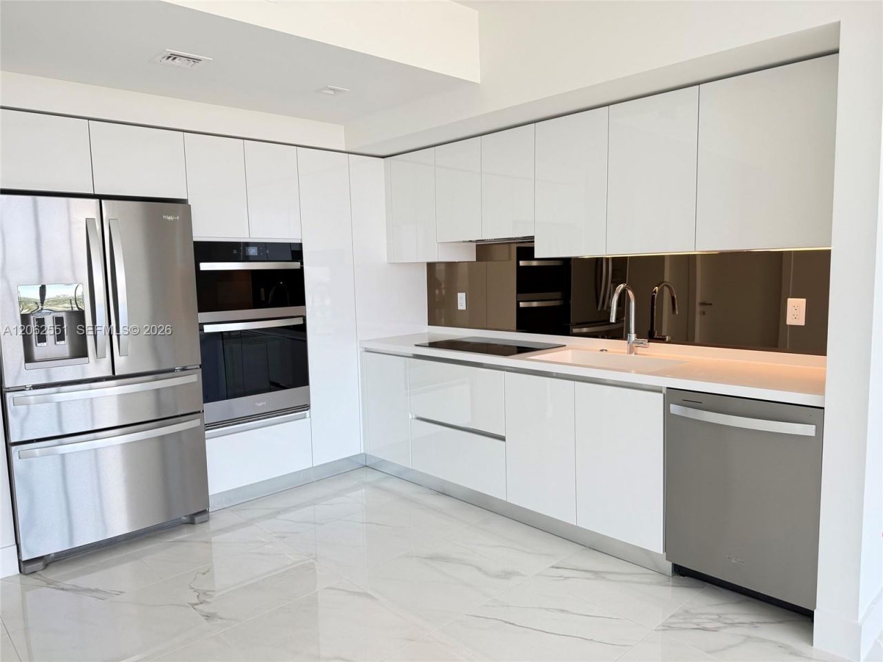 1170 E Hallandale, Unit 1106, Hallandale Beach, FL 33009 Photo