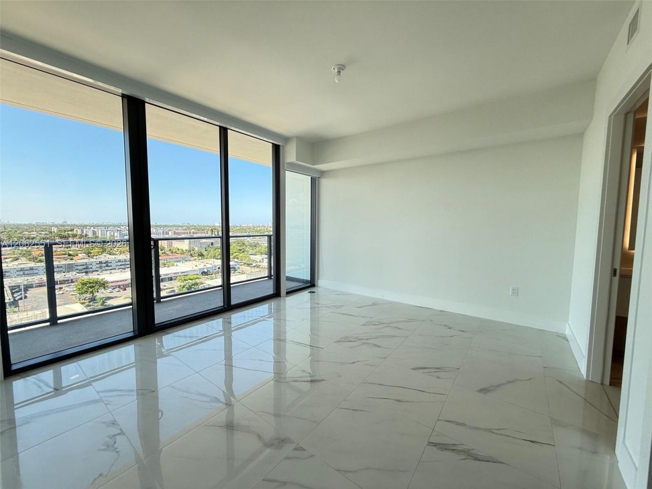1170 E Hallandale, Unit 1106, Hallandale Beach, FL 33009 Photo