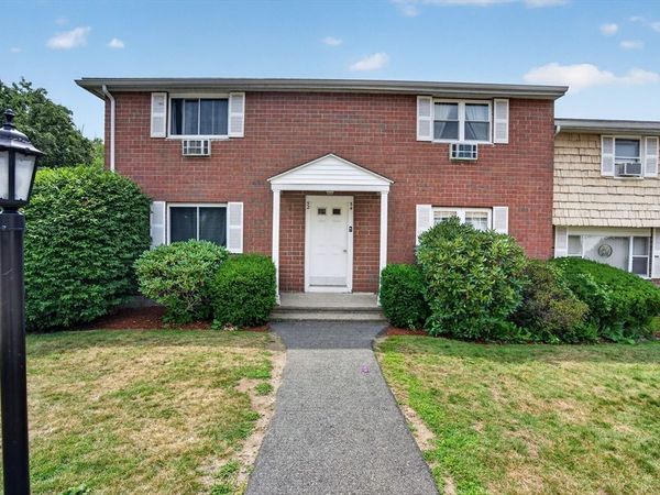 54 Kingston Street, Unit 54, North Andover, MA 01845
