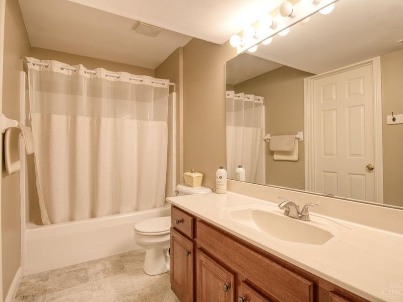 4273 Trotters Way, Batavia, OH 45103 Photo 36