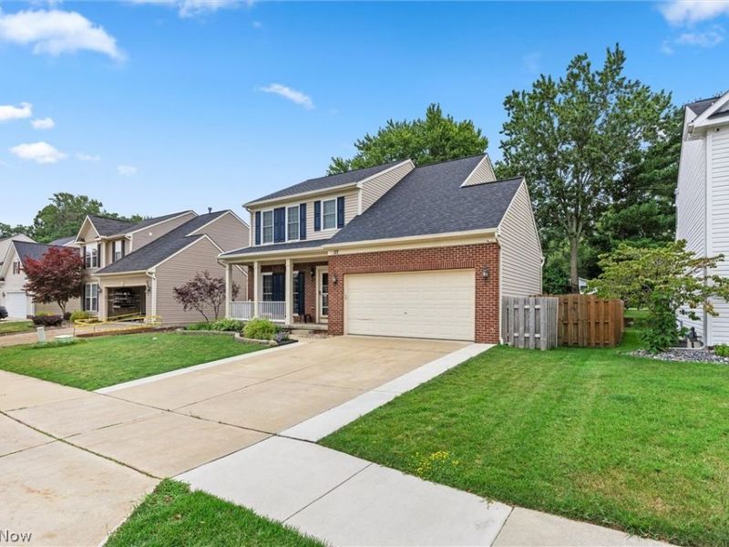 137 Colonial Drive , Painesville, OH 44077 Photo 3
